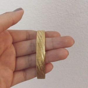 Vintage Yellow Gold Fashion Bangle